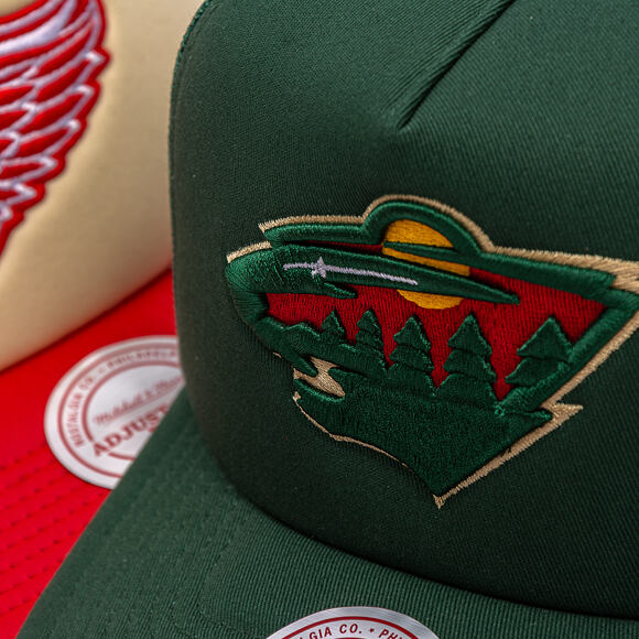 Kšiltovka Mitchell & Ness - NHL Evergreen Trucker Wild - Minnesota Wild - Green