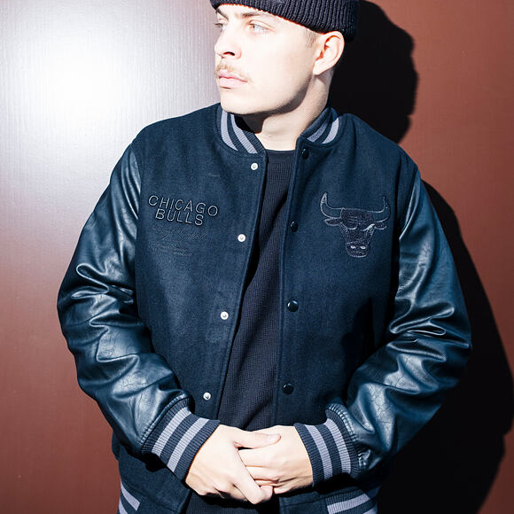 Jacket New Era - NBA Tonal Patch Varsity - Chicago Bulls - Black
