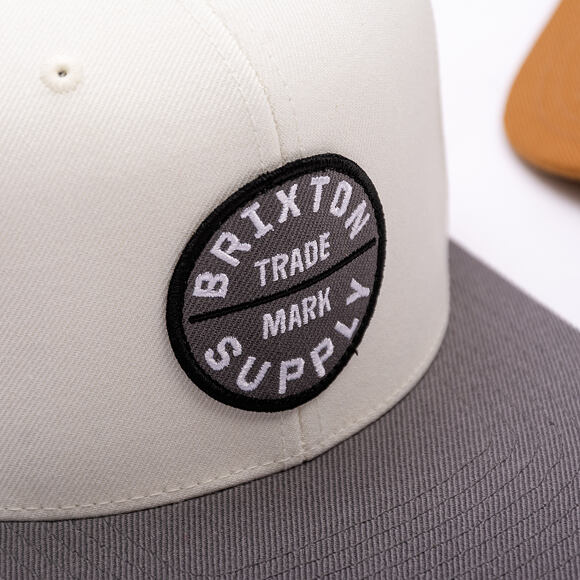 Kšiltovka Brixton - Oath Iii Snapback - Charcoal/Off White