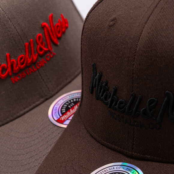 Kšiltovka Mitchell & Ness - Pinscript Classic Red - Own Brand - Brown/Black