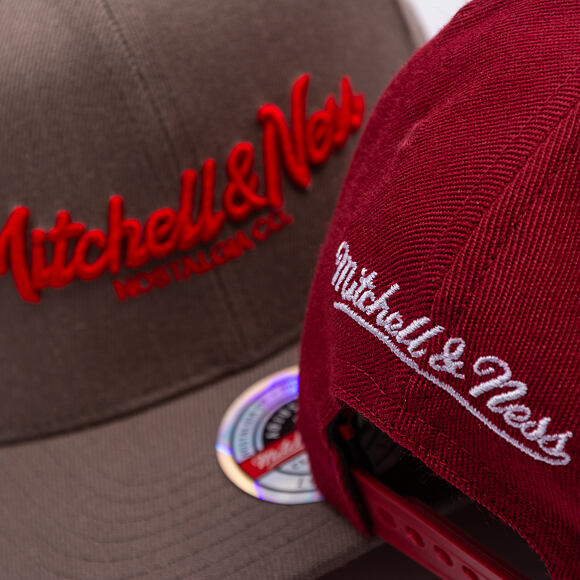Mitchell & Ness Pinscript Redline Snapback Branded Burgundy / White Cap