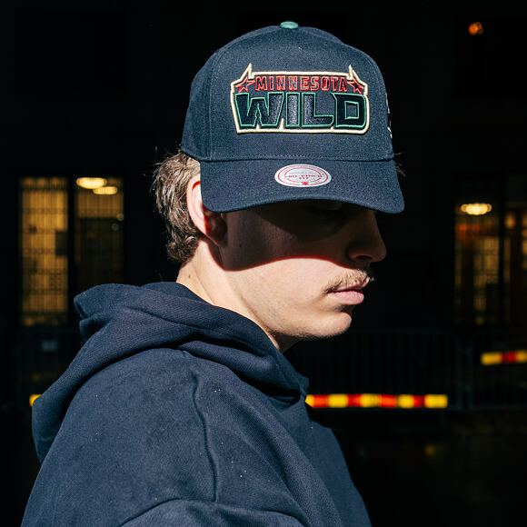 Kšiltovka Mitchell & Ness - NHL Class Act Pro - Minnesota Wild - Black