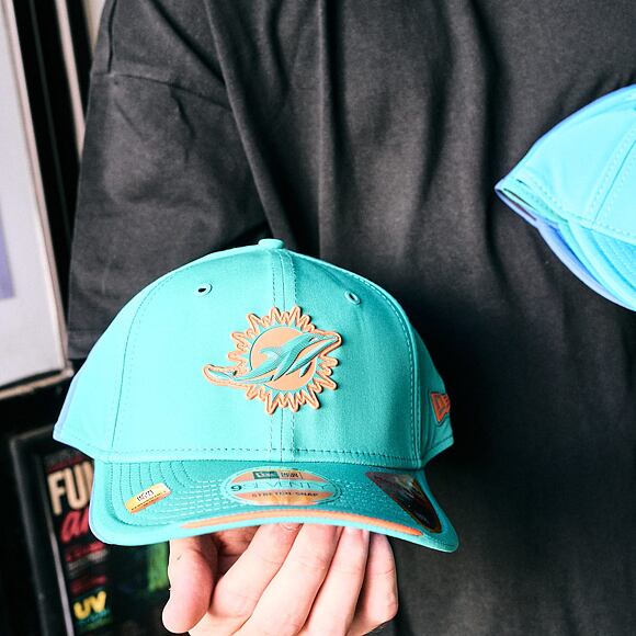 Cap New Era - NFL 2026 Sideline 9SEVENTY Stretch-Snap - Miami Dolphins - Team Color