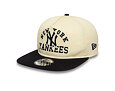 Kšiltovka New Era - MLB Heritage Pre-Curved Golfer 19TWENTY - New York Yankees - Cream / Navy