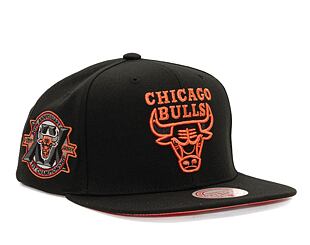Kšiltovka Mitchell & Ness NBA Core Vi Snapback Chicago Bulls Black
