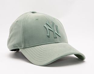 New Era 9FORTY Womens MLB Velour  New York Yankees Jade Green Womens Cap
