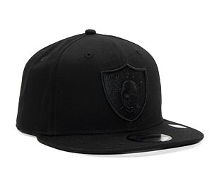New Era 9FIFTY NFL Black on Black Las Vegas Raiders Snapback Cap