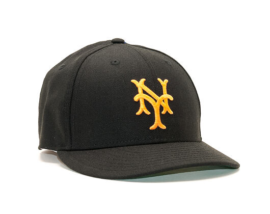 New Era Low Profile 9FIFTY Relocation New York Giants Official Team Colors Fitted Cap
