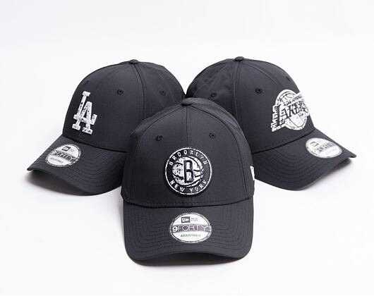 New Era 9FORTY Black & White Brooklyn Nets Strapback Black Cap