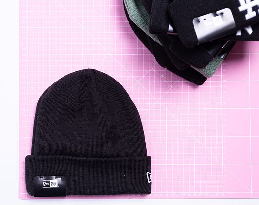 New Era MLB Essential Cuff Knit New York Yankees Black / Black Winter Beanie