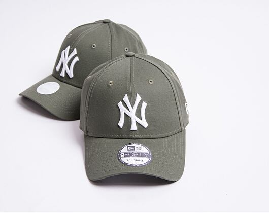 New Era League Essential New York Yankees 9FORTY Olive/White Cap