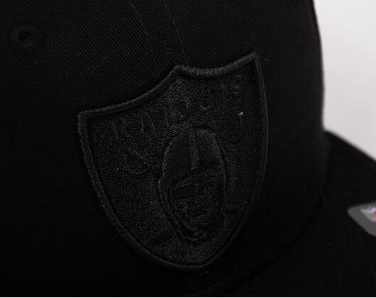New Era 9FIFTY NFL Black on Black Las Vegas Raiders Snapback Cap