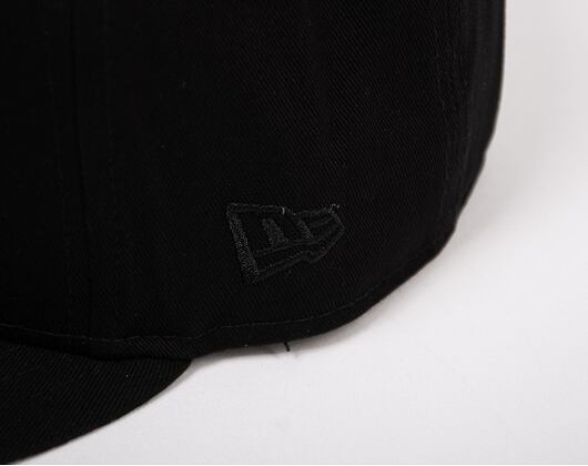 New Era 9FIFTY MLB Black on Black Los Angeles Dodgers Snapback Cap