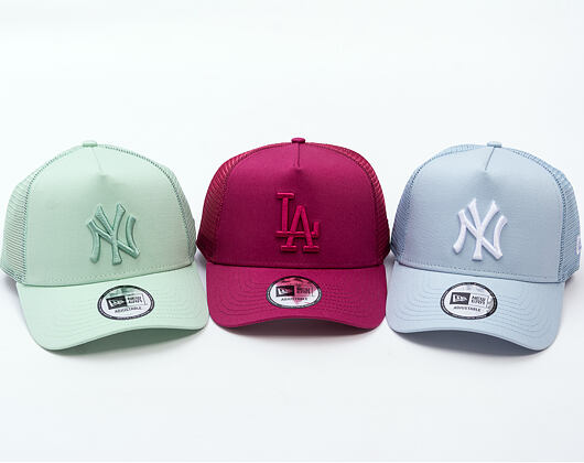 Kšiltovka New Era - MLB League Essential 9FORTY Trucker - NY Yankees - Blue / White