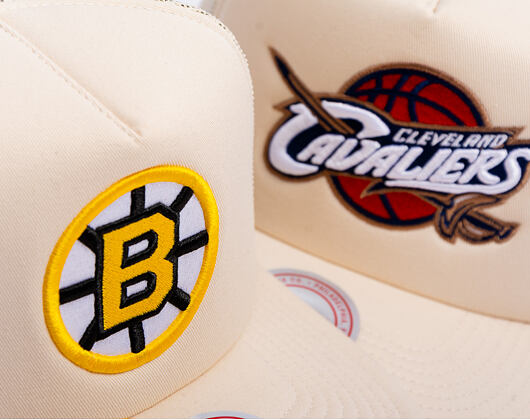 Mitchell & Ness - Evergreen Trucker Vntg - NHL - Boston Bruins - Off White