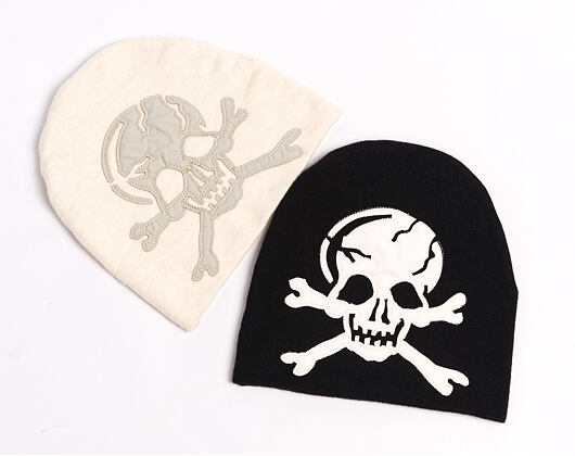 Beanie Ed Hardy - Unisex Skull Vegan Leather Applique Beanie - Black