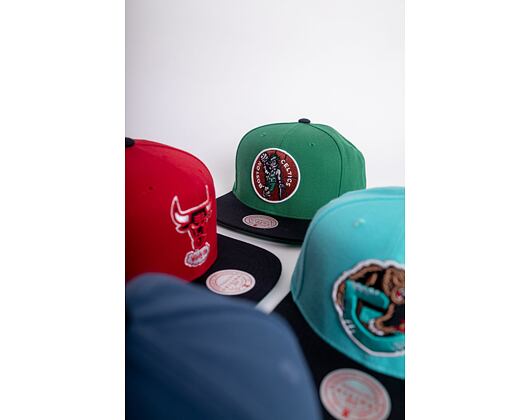 Mitchell & Ness Boston Celtics Team 2 Tone 2.0 Snapback HWC Green / Black Cap