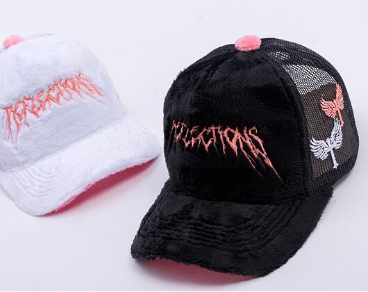 Kšiltovka Reflection Luxury Fuzzy Trucker - Black / Candy Pink