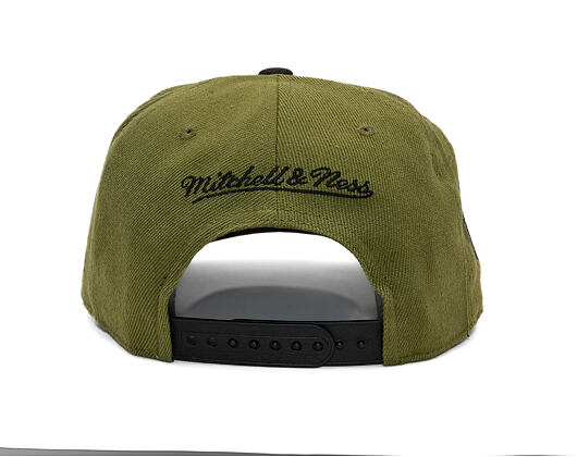 Kšiltovka Mitchell & Ness - NBA Core Iv Pro  Bulls - Chicago Bulls - OLIVE-BLACK