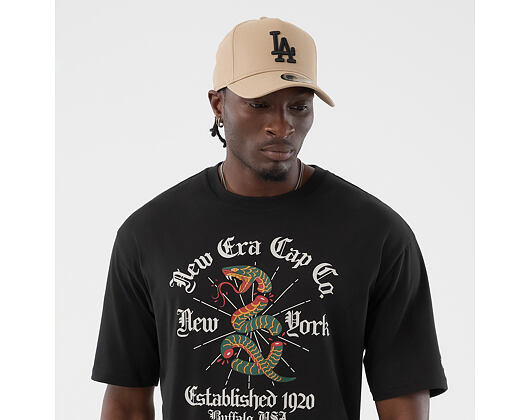 Tee New Era - Branded Oversized Graphic Tee - Black