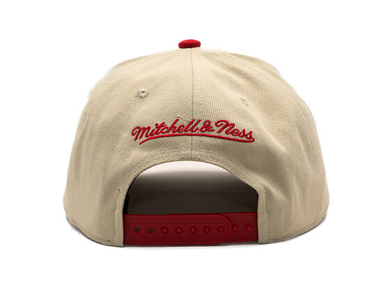 Cap Mitchell & Ness - Off Tilted - NBA - Chicago Bulls - Off White
