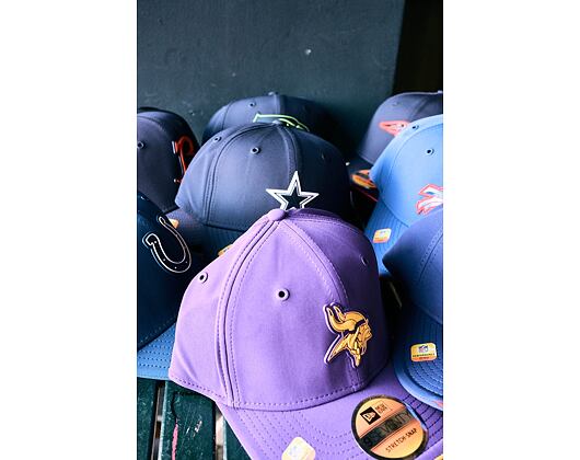 Cap New Era - NFL 2026 Sideline 9SEVENTY Stretch-Snap - Minnesota Vikings - Team Color