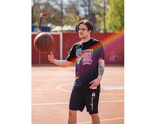 Mitchell & Ness San Antonio Spurs Centre Circle SSTEINTL930 Washed Black T-Shirt
