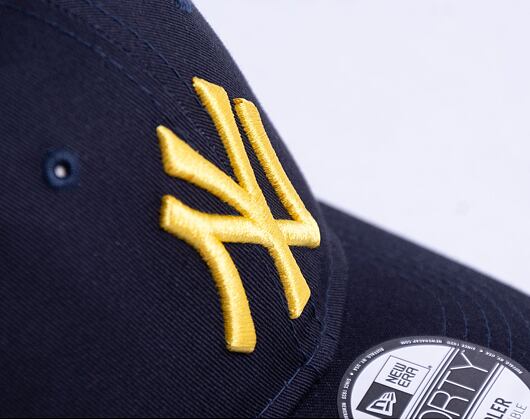 New Era 9FORTY Kids MLB League Essential New York Yankees Strapback Navy