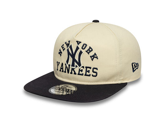 Kšiltovka New Era - MLB Heritage Pre-Curved Golfer 19TWENTY - New York Yankees - Cream / Navy