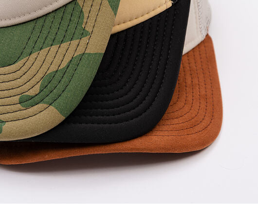 Kšiltovka New Era - Western Oval Patch Foam 9FORTY Trucker - Stone / Woodland Camo