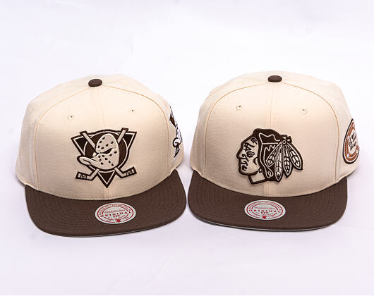 Kšiltovka Mitchell & Ness - NHL Fashion Basic 2T - Chicago Blackhawks - Cream