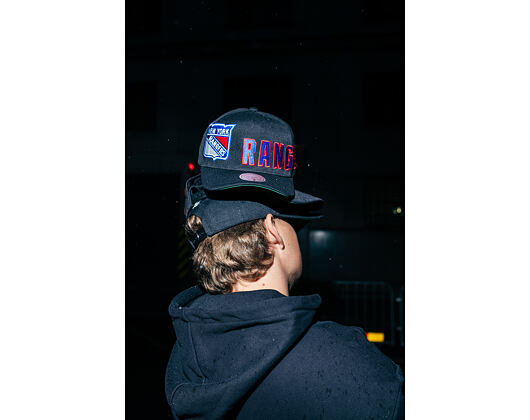 Kšiltovka Mitchell & Ness - NHL Busted Pro - New York Rangers - Black