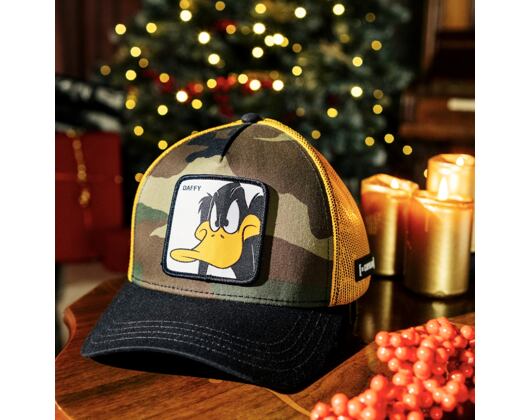 Capslab Trucker By Freegun (LOONEY TUNES) Daffy (Daf4) Cap