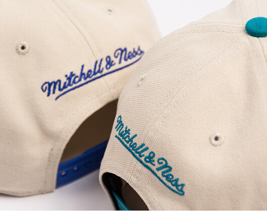 Cap Mitchell & Ness - Off Tilted Hwc - NBA - Golden State Warriors - Off White