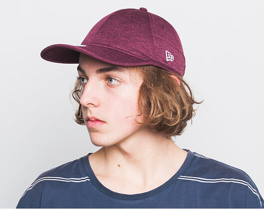 New Era Shadow Tech Heather FORTY9 Maroon Strapback Cap