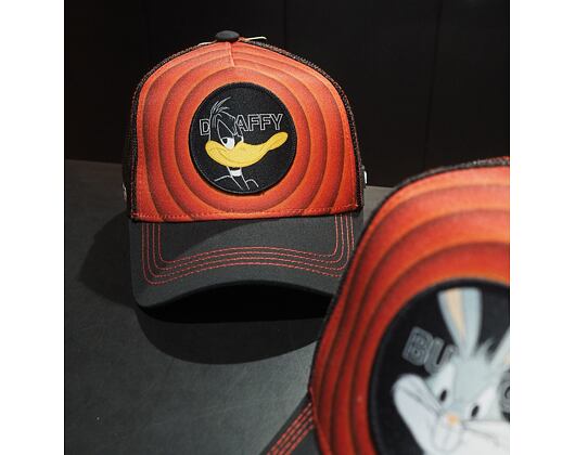 Capslab Trucker Looney Tunes Daffy Cap