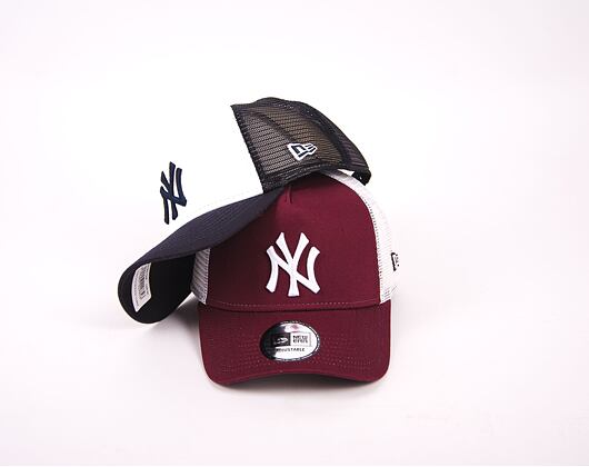New Era 9FORTY Trucker MLB League Essential New York Yankees Maroon / White Cap