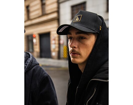 Kšiltovka New Era - 9FORTY A-Frame MLB Metallic Patch - LA Dodgers - Black / Gold
