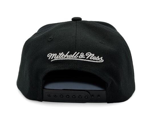Kšiltovka Mitchell & Ness - Shine On Snapback - Chicago Bulls - Black