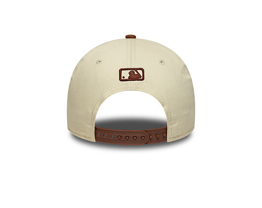 Kšiltovka New Era - MLB WS Patch Retro 9FORTY M-CROWN - Boston Red Sox - Cream / Auburn