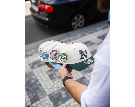 Kšiltovka New Era - MLB WS Patch Retro 9FORTY M-CROWN - Oakland Athletics - Cream / Dark Green