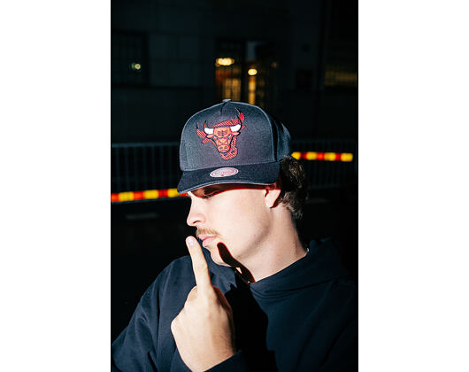 Cap Mitchell & Ness - NBA Tilted Pro Snapback - Chicago Bulls - Black