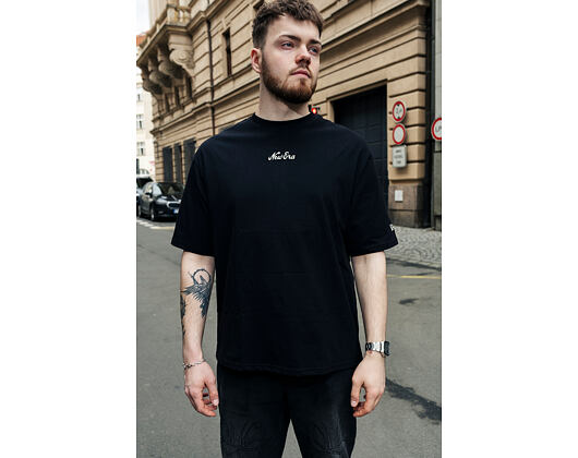 Tee New Era - Script Oversized Tee - Black