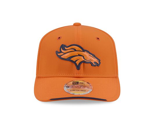Cap New Era - NFL 2026 Sideline 9SEVENTY Stretch-Snap - Denver Broncos - Team Color