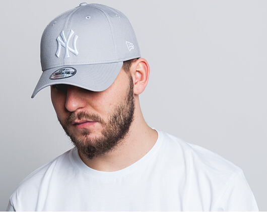 New Era 9FORTY MLB League Basic New York Yankees Strapback Grey / White Cap