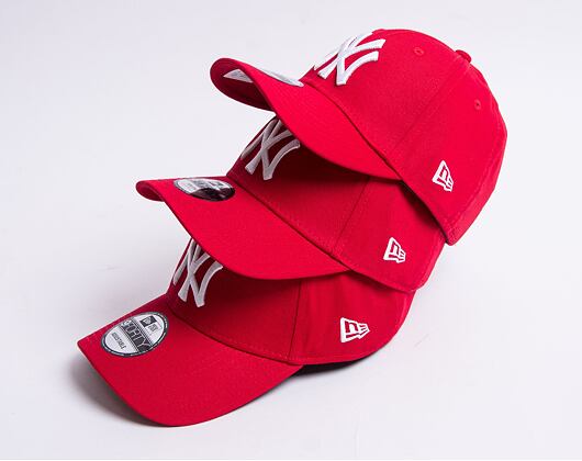 New Era 9FORTY MLB League Basic New York Yankees Strapback Scarlet / White Cap