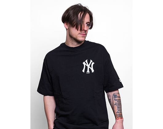 New Era MLB Floral Graphic Oversized Tee New York Yankees Black / Optic White T-Shirt