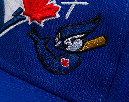 Kšiltovka Adam Wave New Era 59FIFTY MLB Authentic Performance Toronto Blue Jays Fitted Team Color