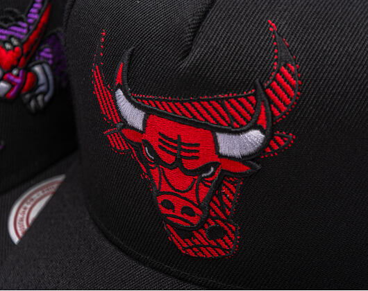 Cap Mitchell & Ness - NBA Tilted Pro Snapback - Chicago Bulls - Black