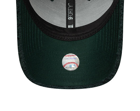 Cap New Era - MLB Winter Borg Teddy Fleece 9FORTY - Oakland Athletics - Dark Green / White